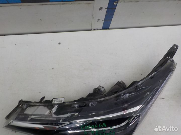Фара левая на Toyota Corolla