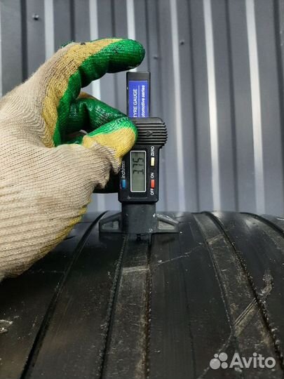 Nokian Tyres Hakka Black SUV 295/40 R21 111Y