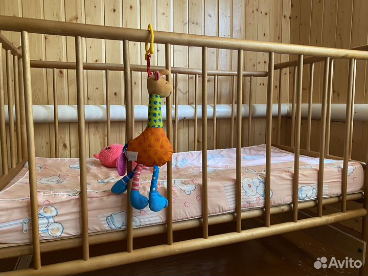 Детская кроватка
