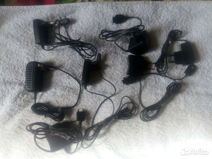 Зарядное устройство для кнопочных телефонов