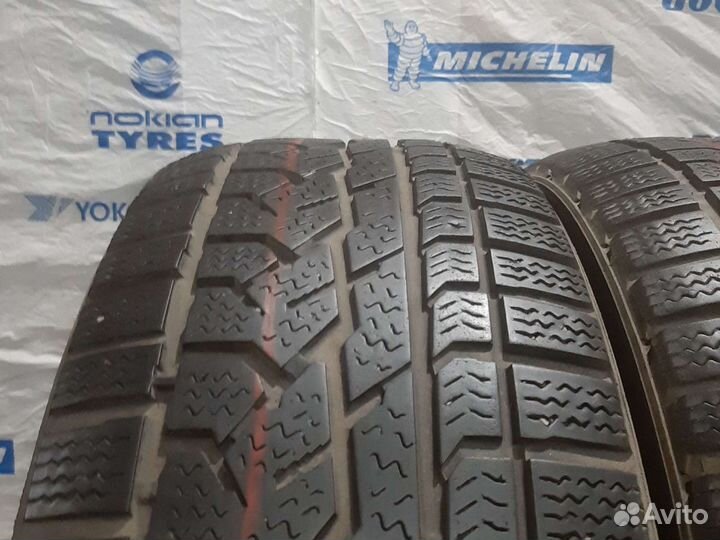 Kumho I'Zen RV KC15 235/60 R17 102H