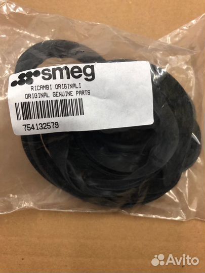Уплотнитель 754132579 двери духового шкафа smeg