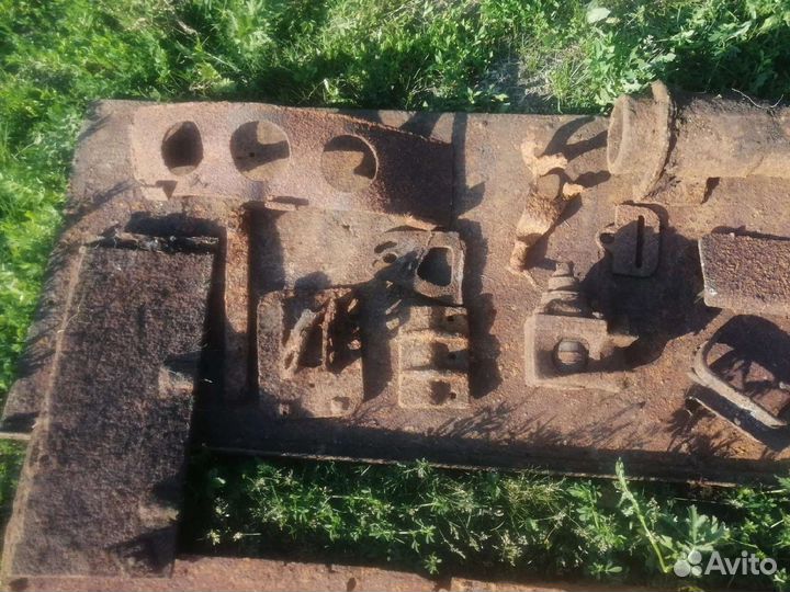 Запчасти от танка Т34