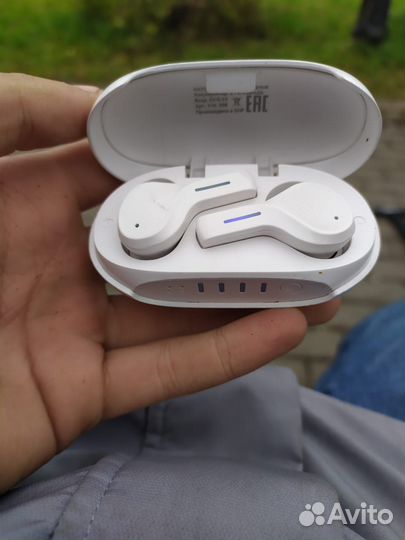 Беспроводные наушники