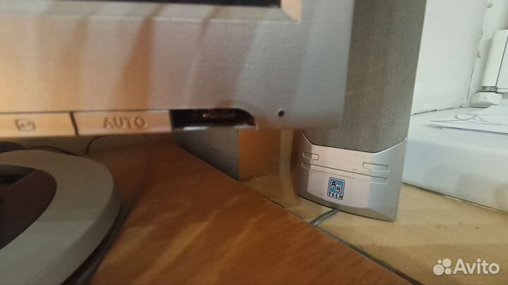 Монитор samsung