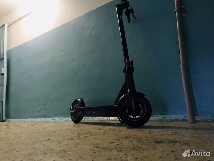 Электросамокат бу ninebot