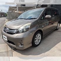 Toyota Isis 1.8 CVT, 2011, 80 000 км, с пробегом, цена 1 100 000 руб.