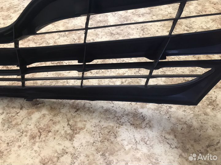 Решётка радиатора Toyota venza