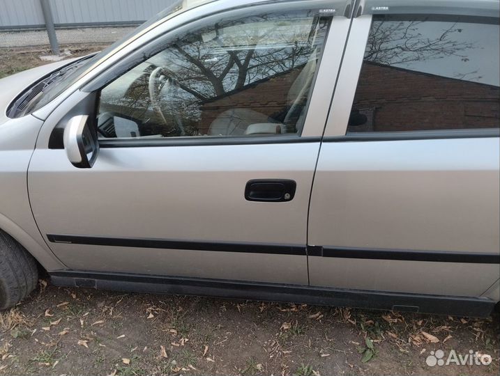 Opel Astra 2.0 МТ, 2001, 250 000 км