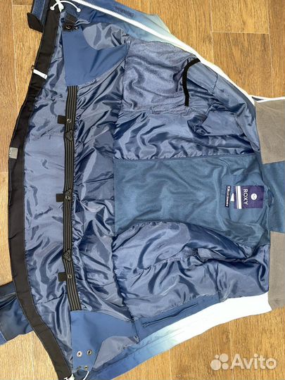 Сноубордическая куртка Roxy