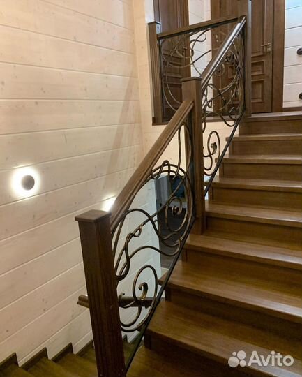 Лестница из ясеня