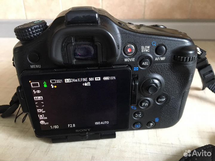 Зеркальный фотоаппарат Sony