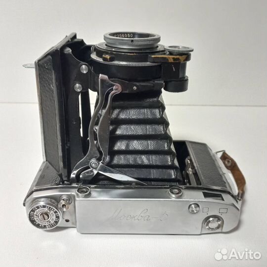 Пленочный фотоаппарат Москва 5 (кмз)
