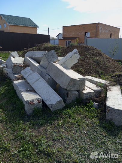 Продам обрезные сваи