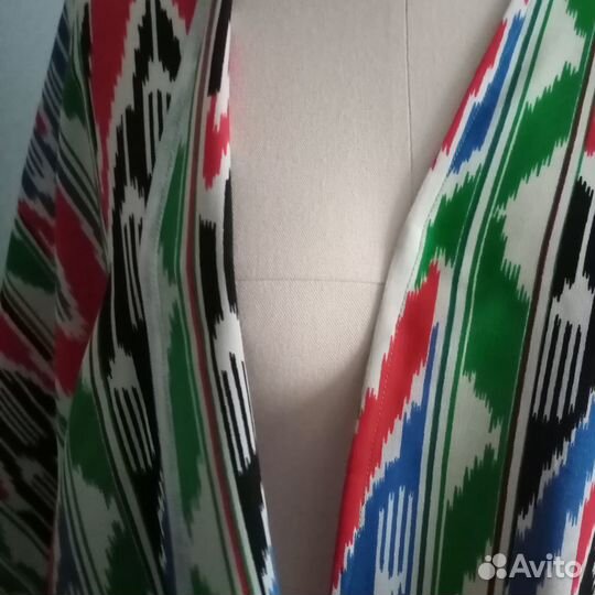 Узбекский шелковый халат из иката. Бохо кафтан