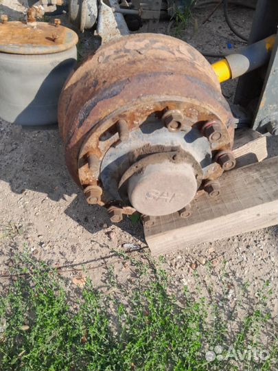 Ступица оси SAF