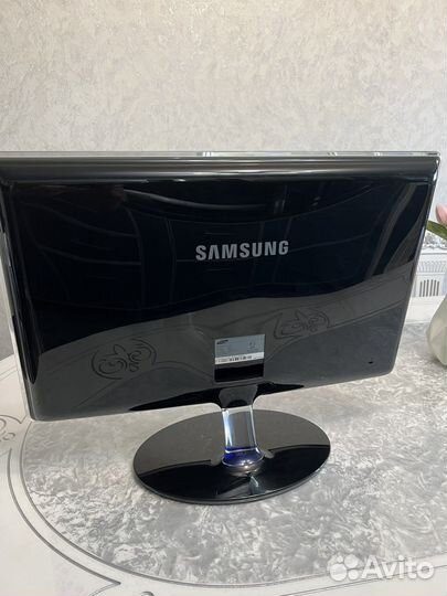 Монитор Samsung syncmaster p2270