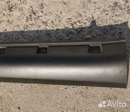 Правая накладка порога Suzuki Sx4 2006
