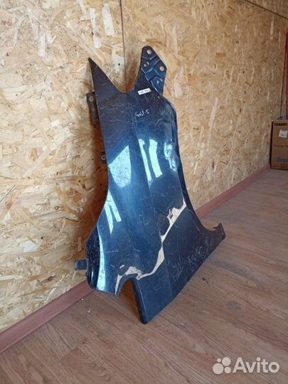 Крыло переднее правое Volkswagen Golf 5 2008-2015