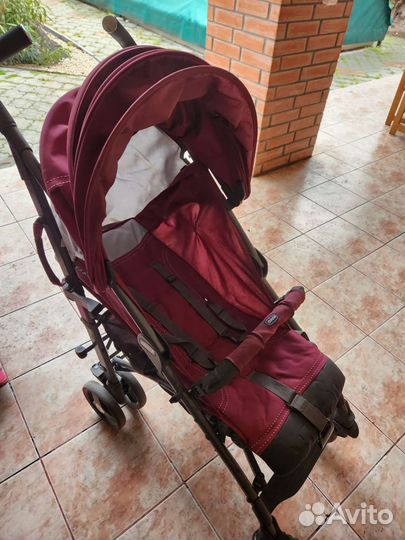 Прогулочная коляска трость chicco