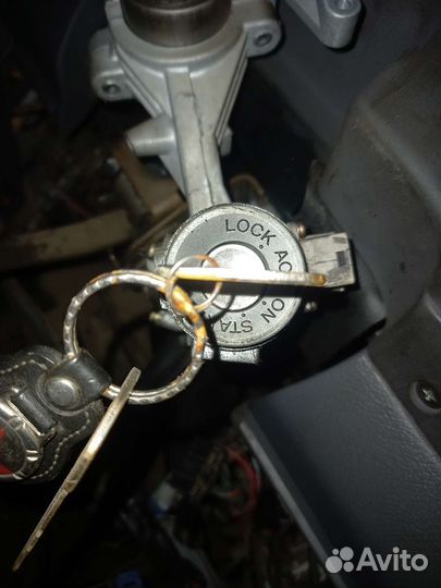 Замок зажигания Mitsubishi Rvr n23w