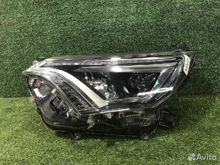 Фара левая Toyota RAV4