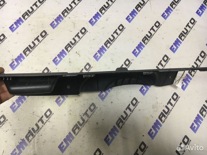 Обшивка двери багажника Шевроле Авео T250 хетчбек