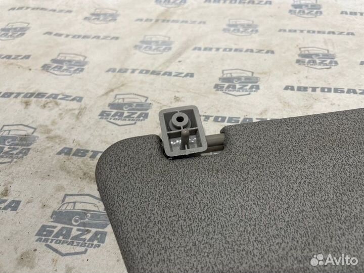 Солнцезащитный козырек правый Daewoo Nexia N150