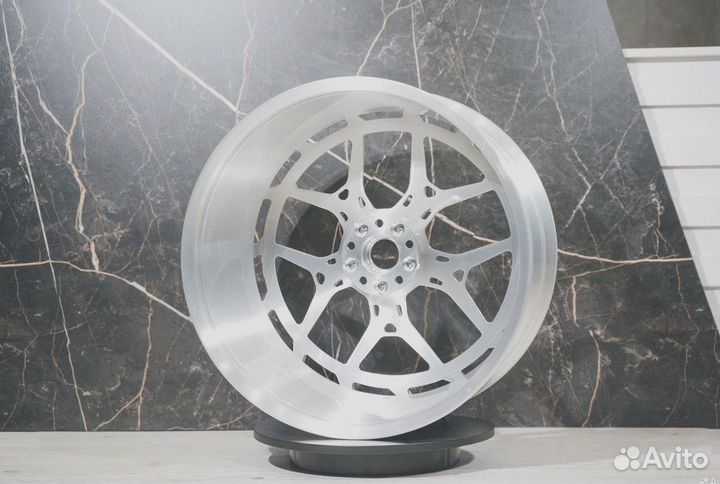 Кованые диски R22