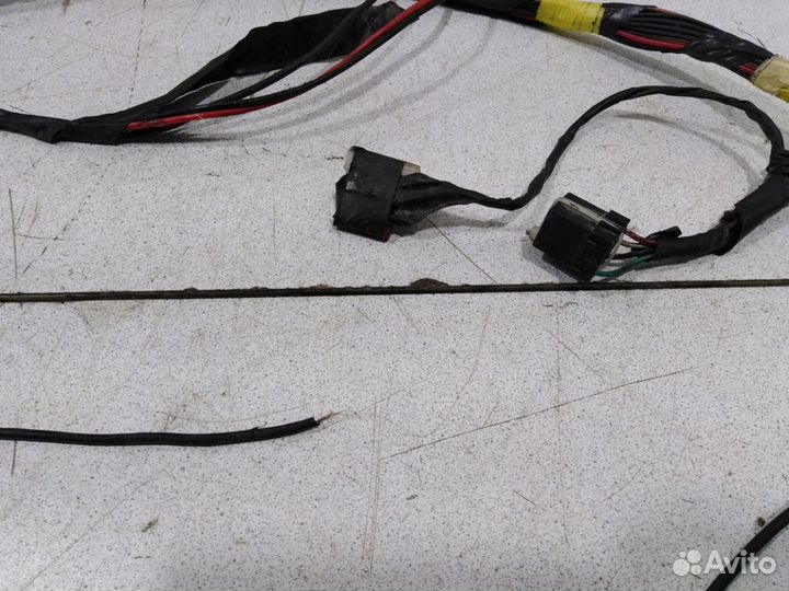 Проводка (коса) двери багажника