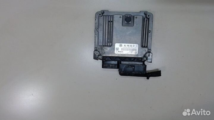Блок управления двигателем Volkswagen Tiguan, 2010