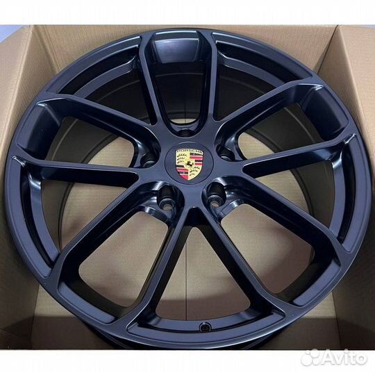 Диски R21 на Porsche Porsche Macan