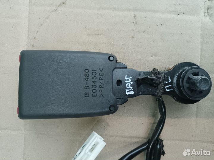 Замок ремня без-сти пер лев сидень Pathfinder 07 г