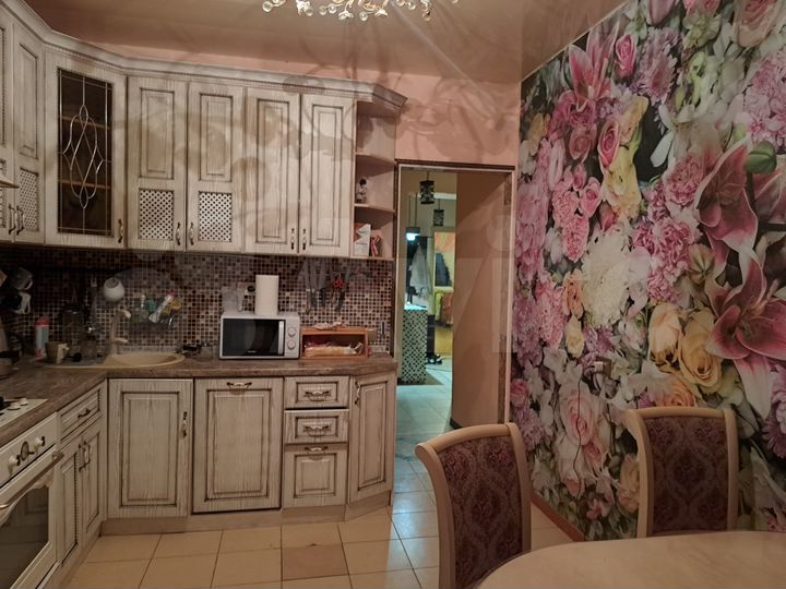 2-к. квартира, 72,6 м², 6/7 эт.