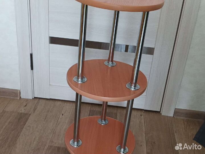 Полка для цветов