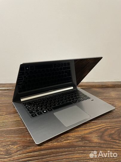 Ноутбук Acer Swift 3, i5, 8Gb, SSD 256, 14’