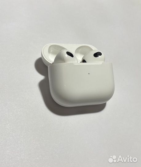 Беспроводные наушники apple airpods 3