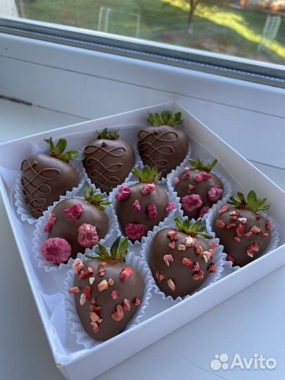 Клубника в шоколаде/8 марта