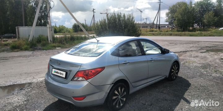 Hyundai Solaris 1.6 AT, 2012, 214 000 км