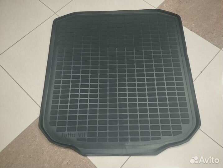 Коврик в багажник Volkswagen Jetta VII