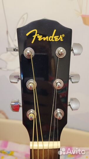 Электро акустическая гитара Fender DG-60CE