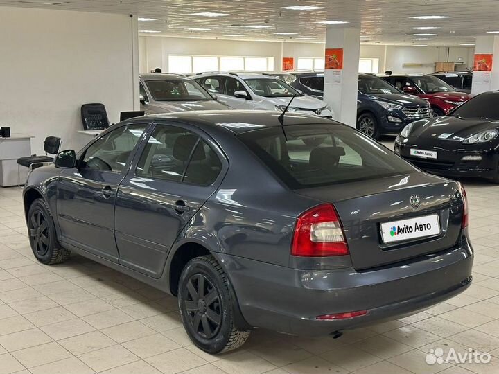 Skoda Octavia 1.6 AT, 2010, 188 000 км