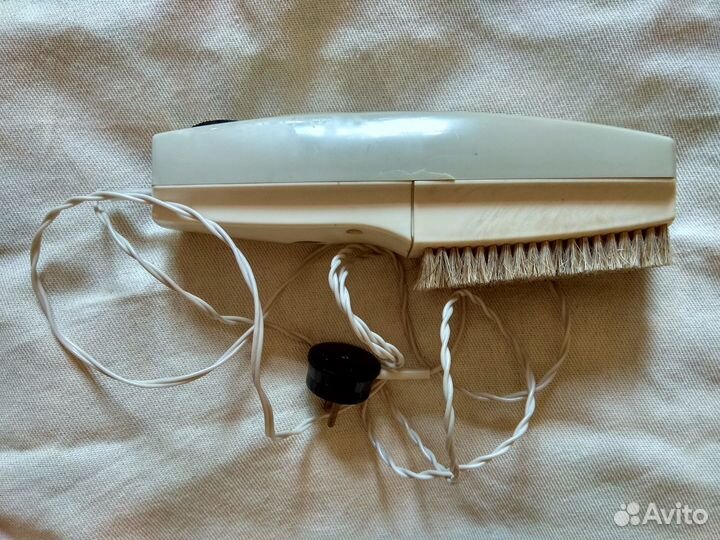 Пылесос-щетка для мягкой мебели 