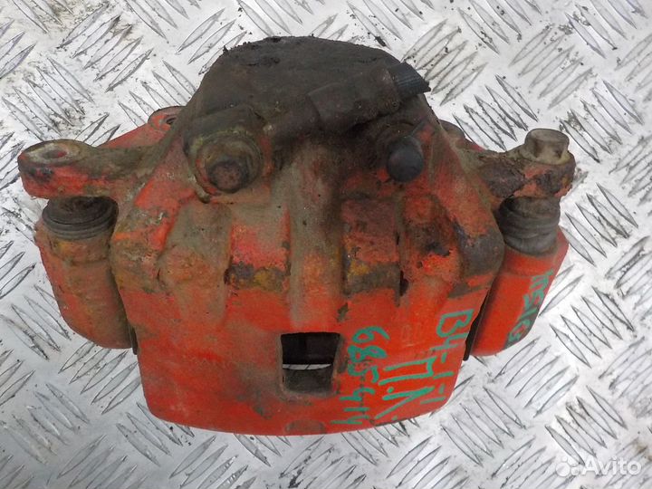 Суппорт тормозной передний левый Opel Insignia 200