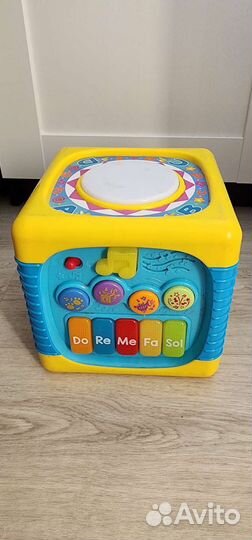 Музыкальные и развивающие игрушки