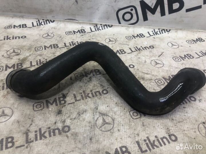 Патрубок системы охлаждения Mercedes Ml W164