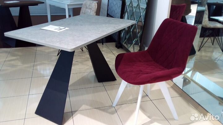 Обеденный стол Геометрия в наличии на заказ