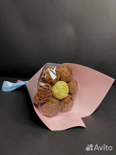 Букет - 7 Пионов из Бельгийского Шоколада