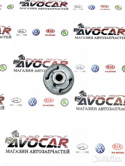 Сайлентблок задний переднего рычага Skoda Octavia