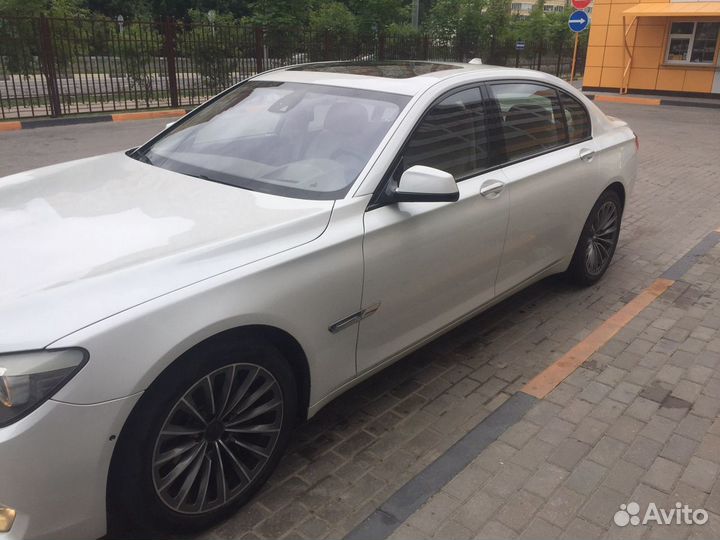 BMW 7 серия, 2009